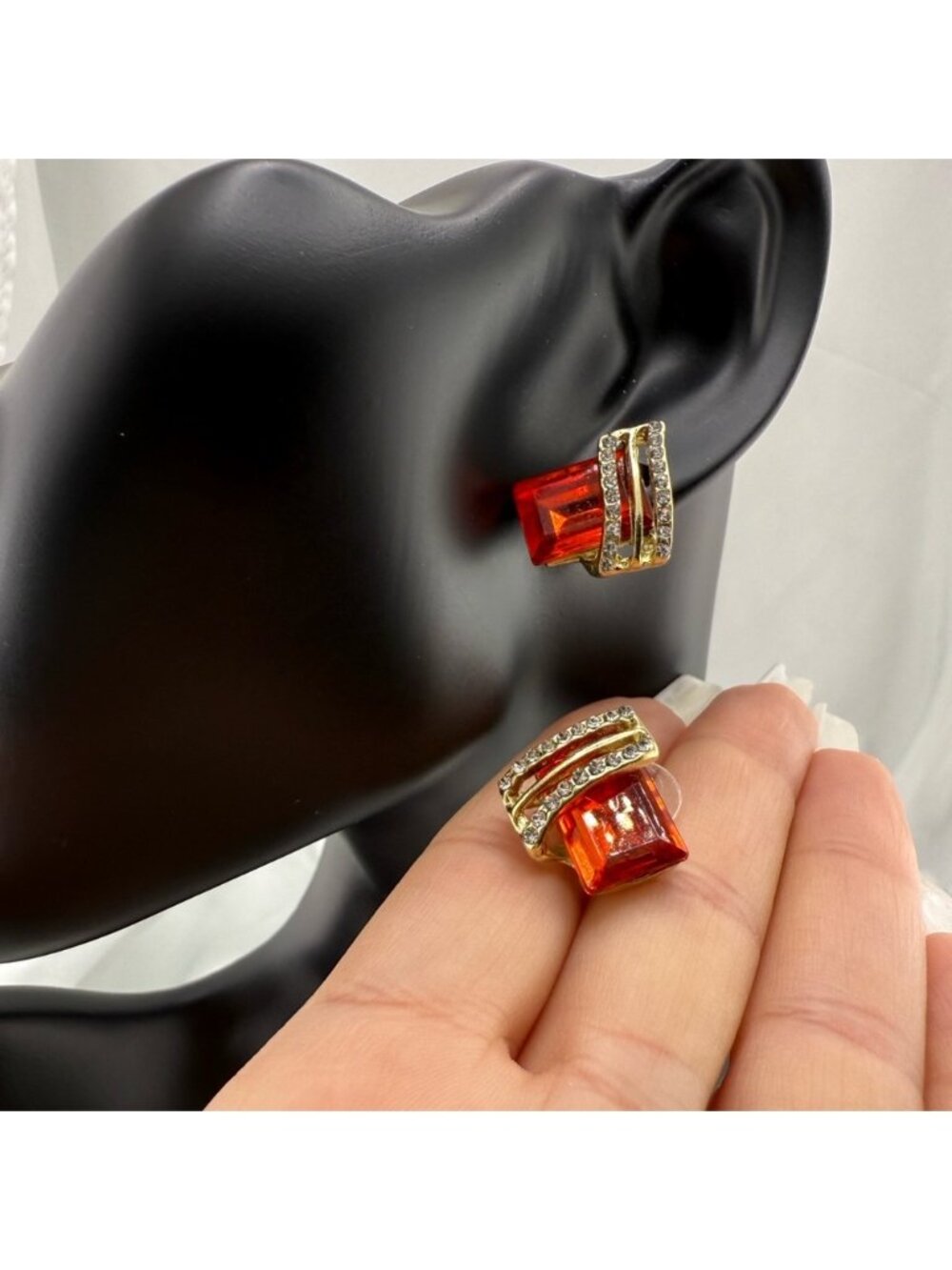 Classic vintage Gold and Red Gemstone Earrings
